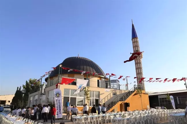 Keresteciler Sanayi Sitesi Cami Dualarla Açıldı