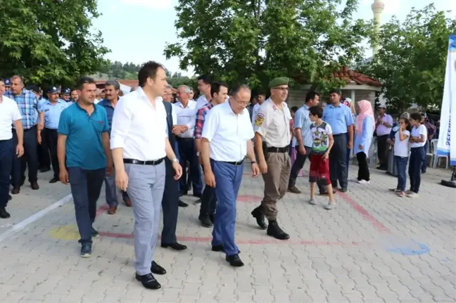 Selendi'de Kiraz Festivali