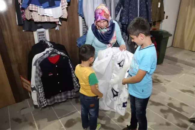 Niğde'de İhtiyaç Sahiplerine Ücretsiz Alışveriş