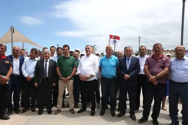 Karasu Plajı'nda 2017 Yılında da Mavi Bayrak Dalgalanacak