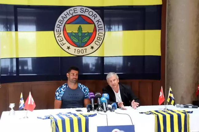 Fenerbahçe, Volkan Demirel ile Sözleşme İmzaladı