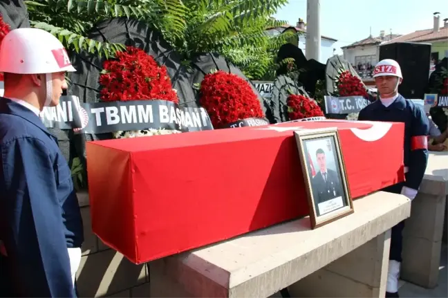 Şehit Uzman Onbaşı Demirci Son Yolculuğuna Uğurlandı