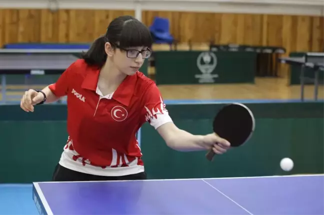 Masa Tenisinde 2 Bronz Madalya