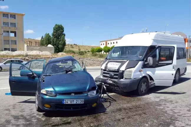 Gümüşhane'de Trafik Kazası: 1 Ölü, 8 Yaralı