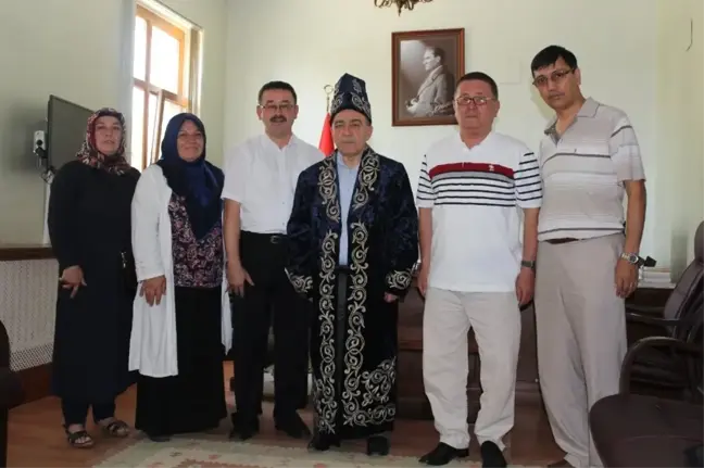 Kazak Türkleri Kaymakama