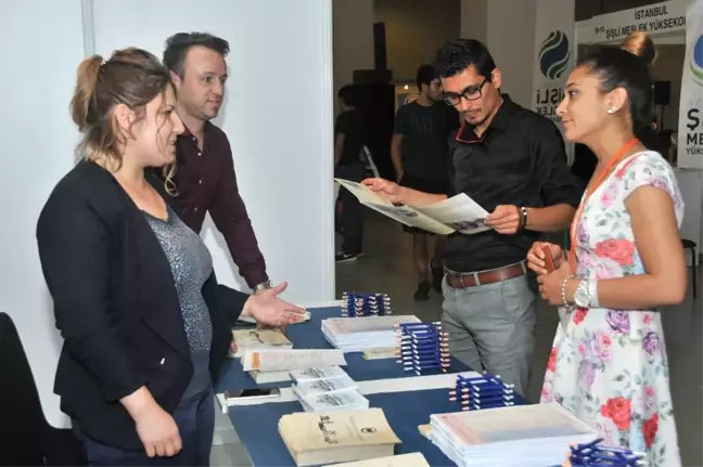 Kmü İstanbul'da Üniversite Tanıtım Fuarına Katıldı