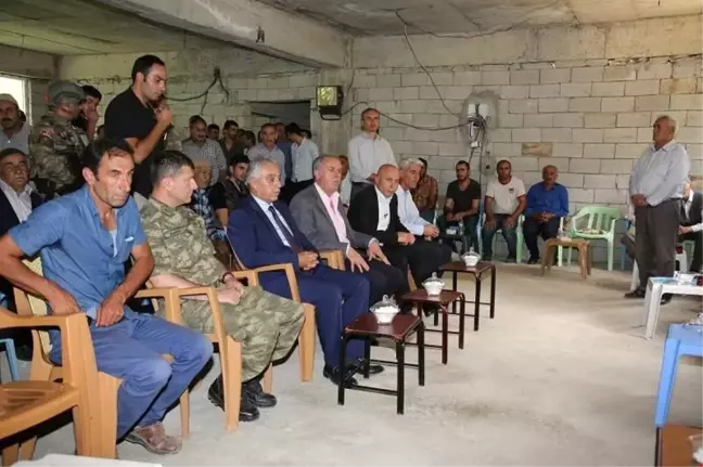 Vali Toprak'tan Şehit Ailesine Taziye Ziyareti
