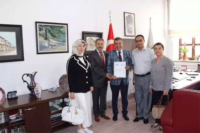 Defterdarlıktan Başkan Ahmet Atam'a Teşekkür Belgesi