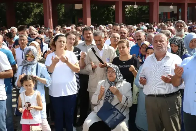 Tokat'ta İlk Hac Kafilesi Kutsal Topraklara Uğurlandı