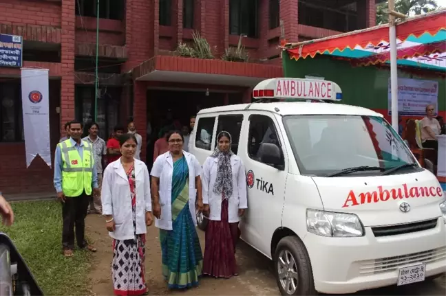 Tika'dan Bangladeş'e Sağlık Desteği