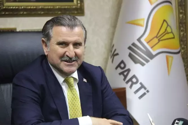 Bakan Osman Aşkın Bak Evin Demirhan'ı Kutladı