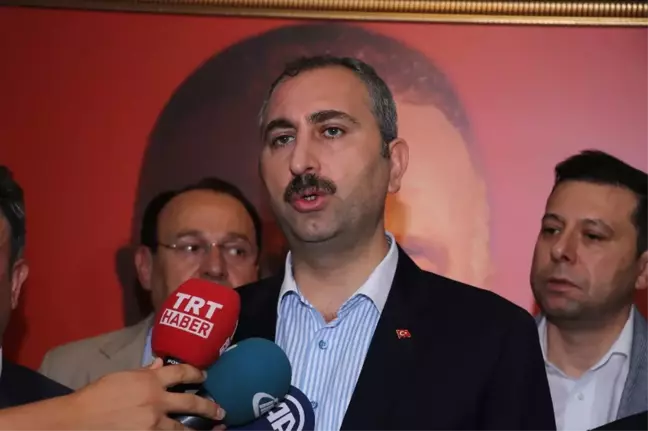 Adalet Bakanı Gül'den İzmir'deki Patlamaya İlişkin Açıklama
