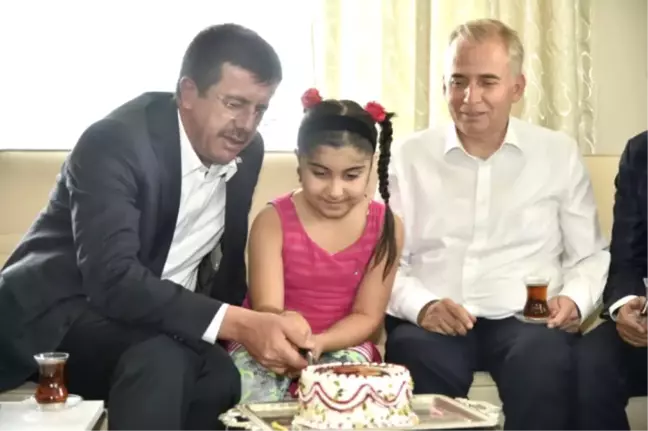 Ekonomi Bakanı Zeybekci Denizli'de