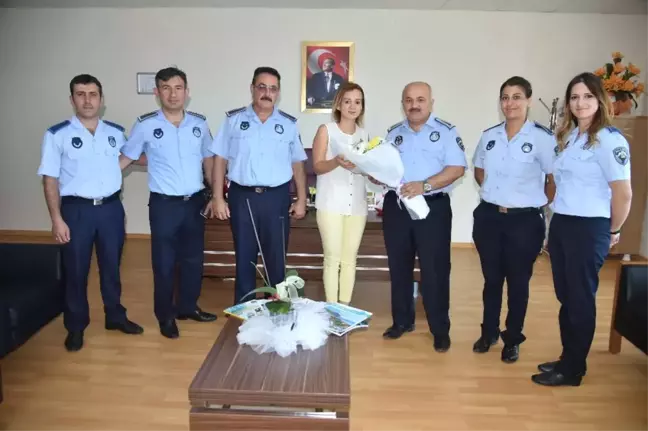 Zabıtalar Huzurevi Sakinlerini Unutmadı