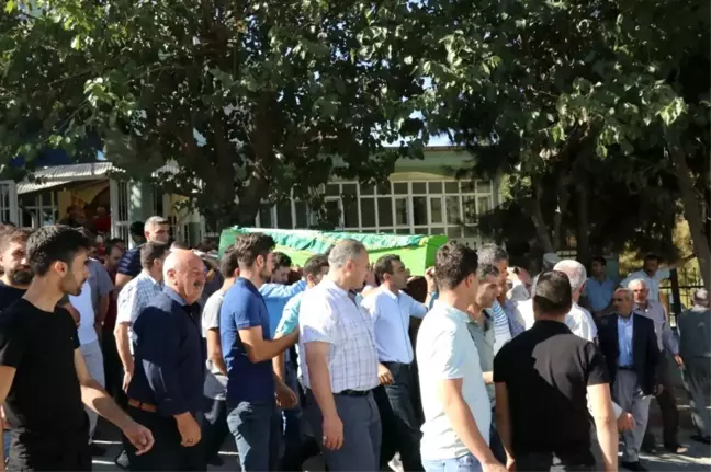 Aslan'ın Cenazesi Defnedildi
