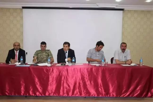 Tutak'ta, Okul ve Çevre Güvenliği Toplantısı Yapıldı