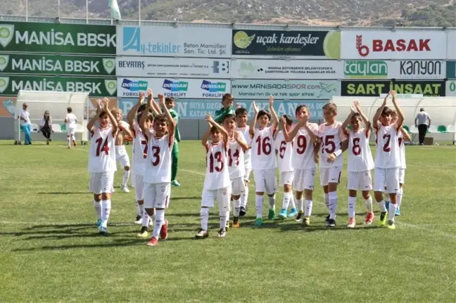Turnuvanın Şampiyonu Galatasaray Oldu