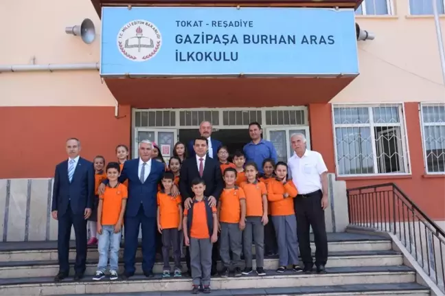 Reşadiye'de 3 Bin 295 Öğrenci Ders Başı Yaptı