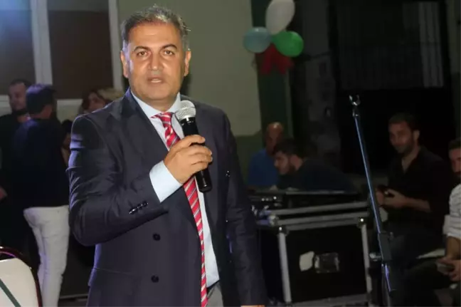 İşçileriyle Firmasının 1. Yaşını Kutladı