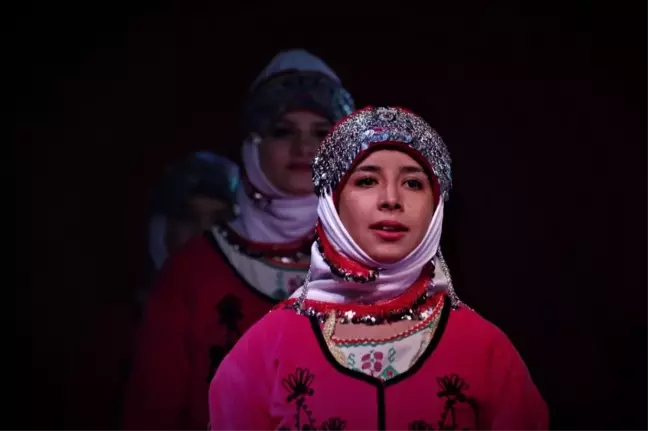 Türkiye 13. Halk Oyunları Şenliğinin Şampiyonu Malatya