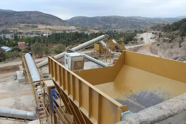 Bozkır Belediyesi Taş Ocağı Üretim Tesisi Hizmete Girdi