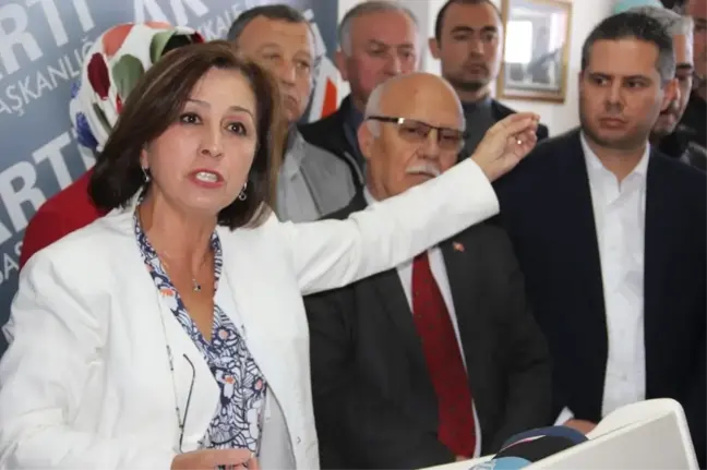 Ak Parti, Çanakkale Belediye Meclisi'ne Katılmama Kararı Aldı