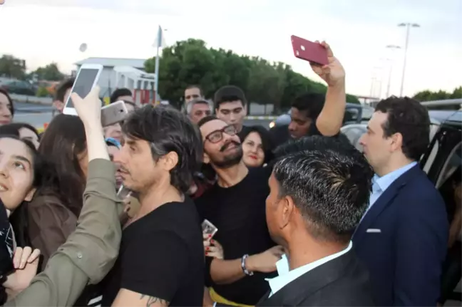 Hintli Yıldız Oyuncu Aamir Khan Türkiye'den Ayrıldı