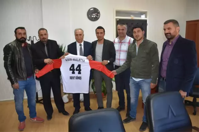 Asgd'den Spor Bilimleri Fakültesi'ne Ziyaret