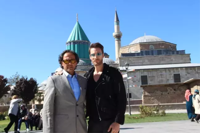 İslamofobi' Filminin Hollywood Oyuncusu ve Yapımcısı Konya'da