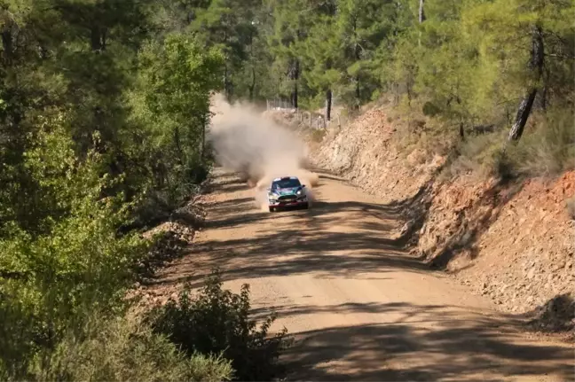 Marmaris Rallsi'nde Murat Bostancı-Onur Vatansever İlk Günü Lider Tamamladı