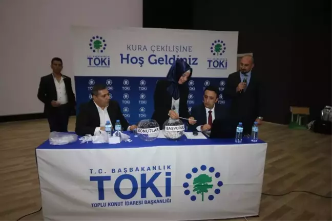 Beyşehir'de TOKİ Kuraları Çekildi