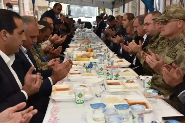 Şehadetinin Yıl Dönümünde Mevlit Okutuldu