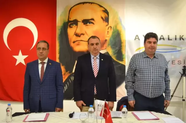 Ayvalık Belediyesi Kasım Ayı Meclis Toplantısı Gerçekleştirildi