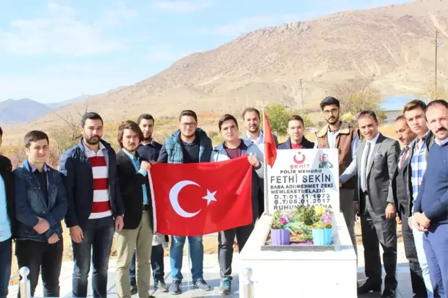 Öğrenciler Şehit Fethi Sekin'i Doğum Gününde Unutmadı
