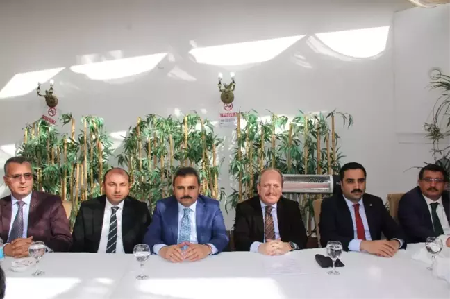 AK Parti'den İstişare Toplantısı