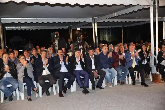 Başkan Türel, 4 Mahalleyi 3. Etap Raylı Sistem Projesi Hakkında Bilgilendirdi
