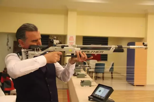 Gençlik ve Spor Bakanı Bak'tan 9,5 Puanlık Atış