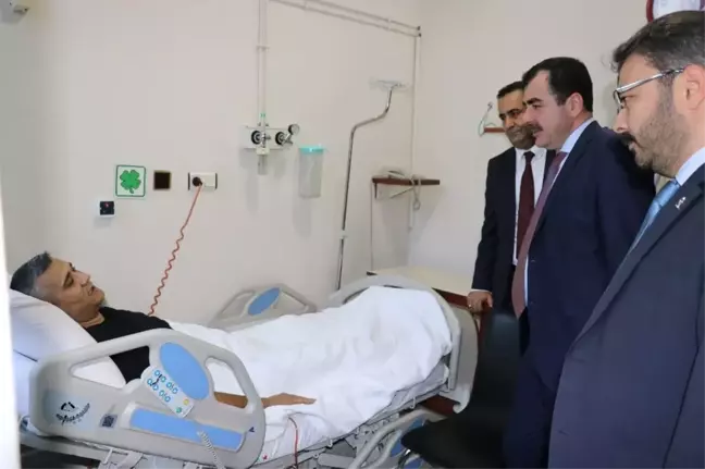 Erdem ve Özmen'den Arslan'a 'Geçmiş Olsun' Ziyareti