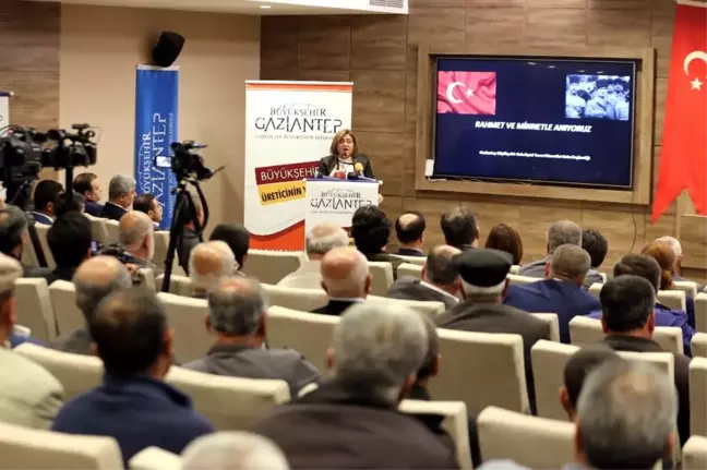 Gaziantep'te Çiftçilere Nohut ve Fiğ Tohumu Dağıtıldı