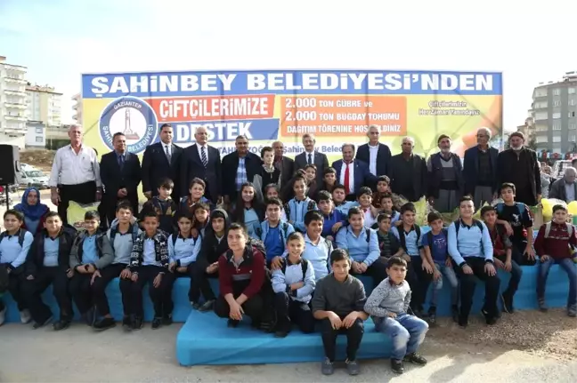 Şahinbey Belediyesi'nin Çiftçiye Desteği Sürüyor