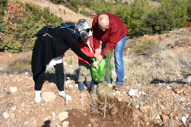 Yeni Doğan Bebekler İçin Fidan Dikildi