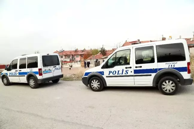 Amca ve Yeğenleri Arasında Silahlı Kavga: 2 Yaralı