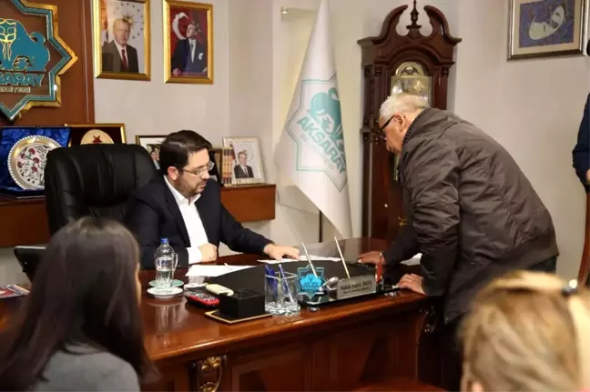 Başkan Yazgı, Halk Gününde Vatandaşların Sorununu Çözüme Kavuşturuyor