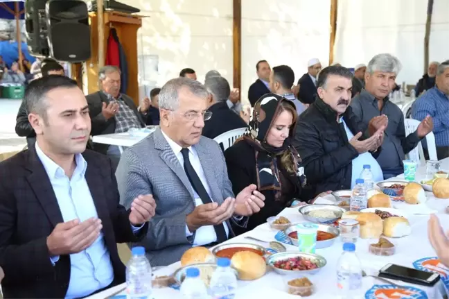 Cankutaran ve Tarhan, Şehit Doğan'ın 7 Yemeğine Katıldı