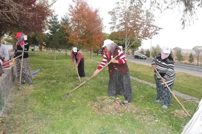 İncesu Belediyesi Sonbahar Temizliğine Devam Ediyor