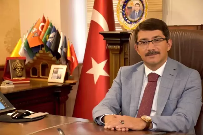 Başkan Çelik 'En Başarılı Belediye Başkanı' Seçildi