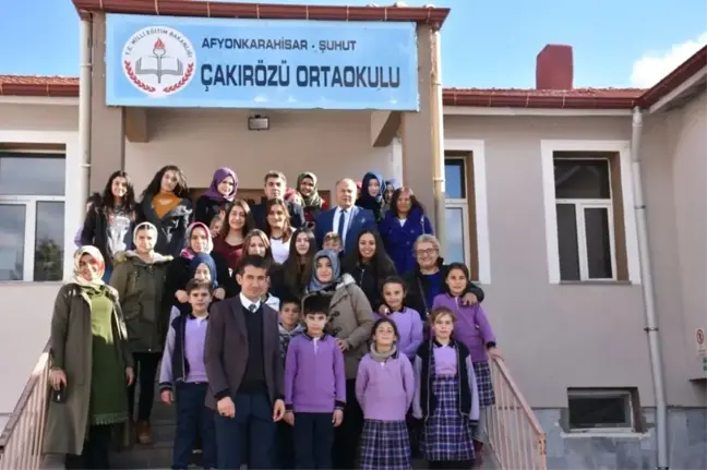 Trafik Kazasında Ölen Arkadaşlarının İsmi Kütüphanede Yaşayacak