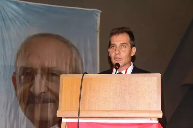 Ayvalık CHP'de Kan Değişimi