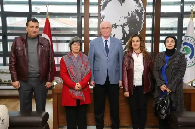 Eti Sosyal Bilimler Lisesi Okul Aile Birliği'nden Başkan Kurt'a Ziyaret