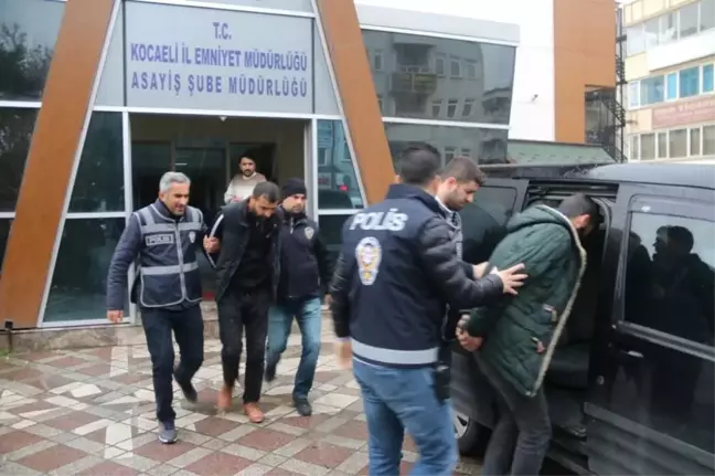 Otomobil Hırsızları Tutuklandı